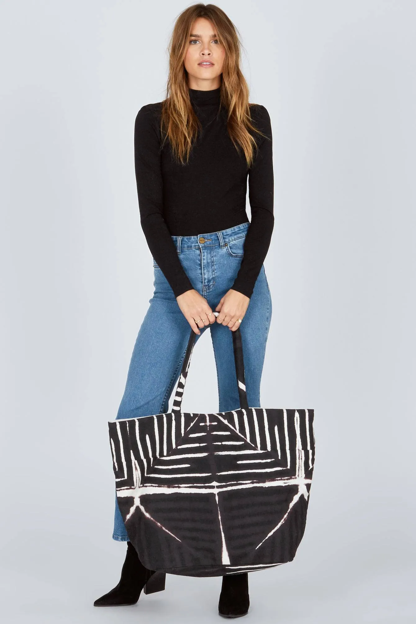 BEACH BREAK TOTE