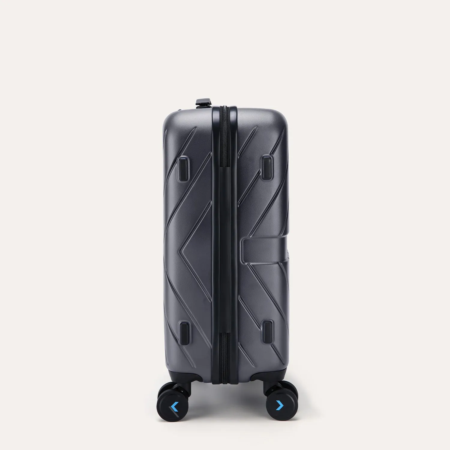 Daren 20 Inch Lightweight Hardside Carry-On Suitcase