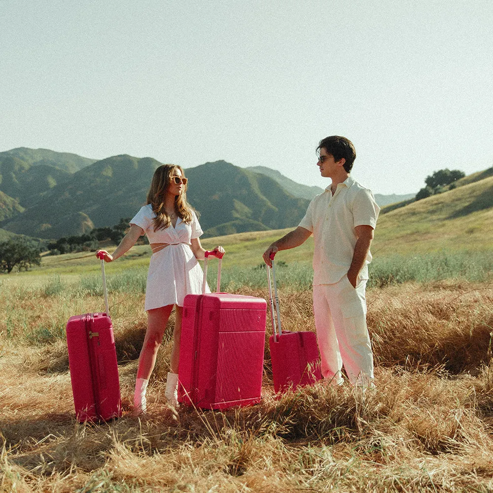 Glo 26" Luggage