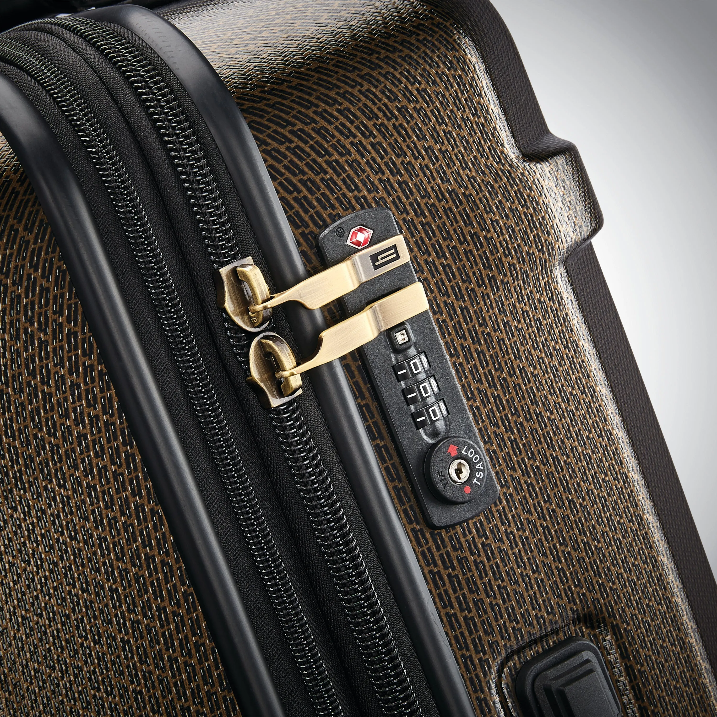 Hartmann Century Deluxe 28" Extended Journey Exp Spinner