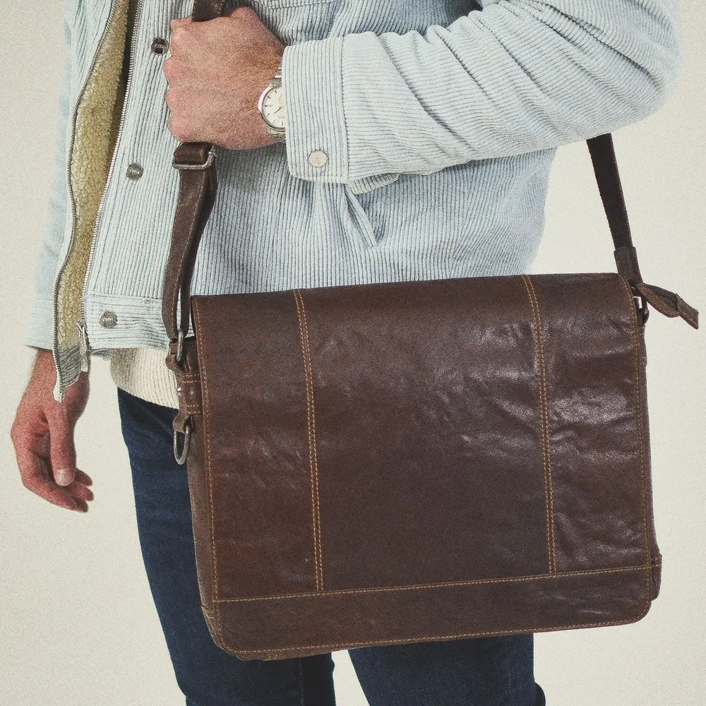Jack Georges Voyager Full Size Messenger Bag Black