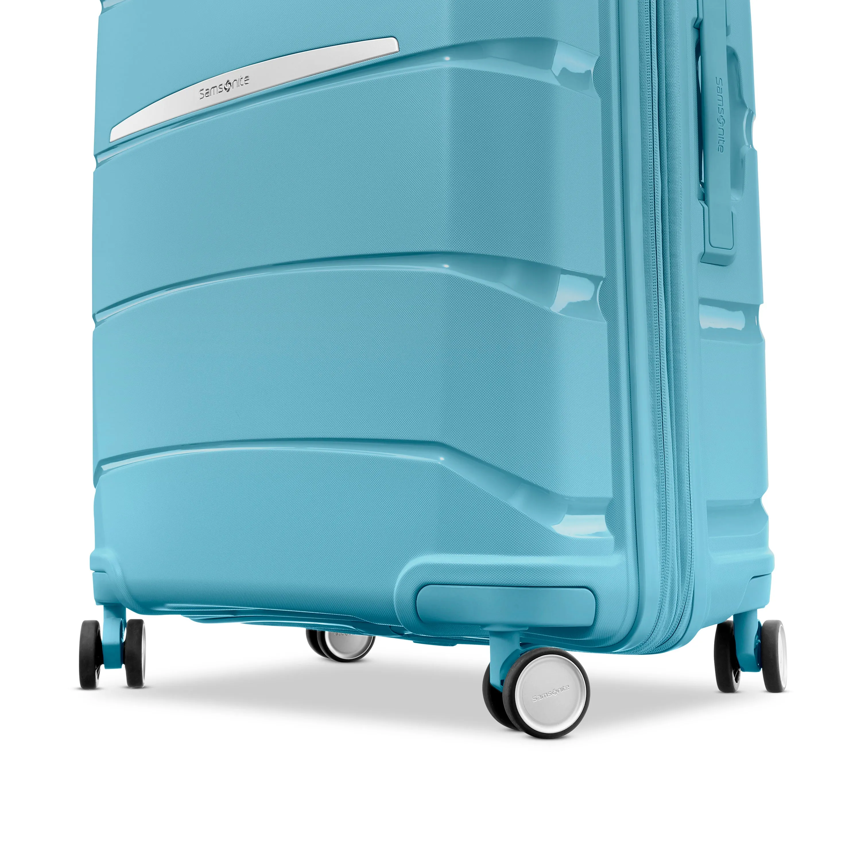 Outline Pro Spinner Carry-On