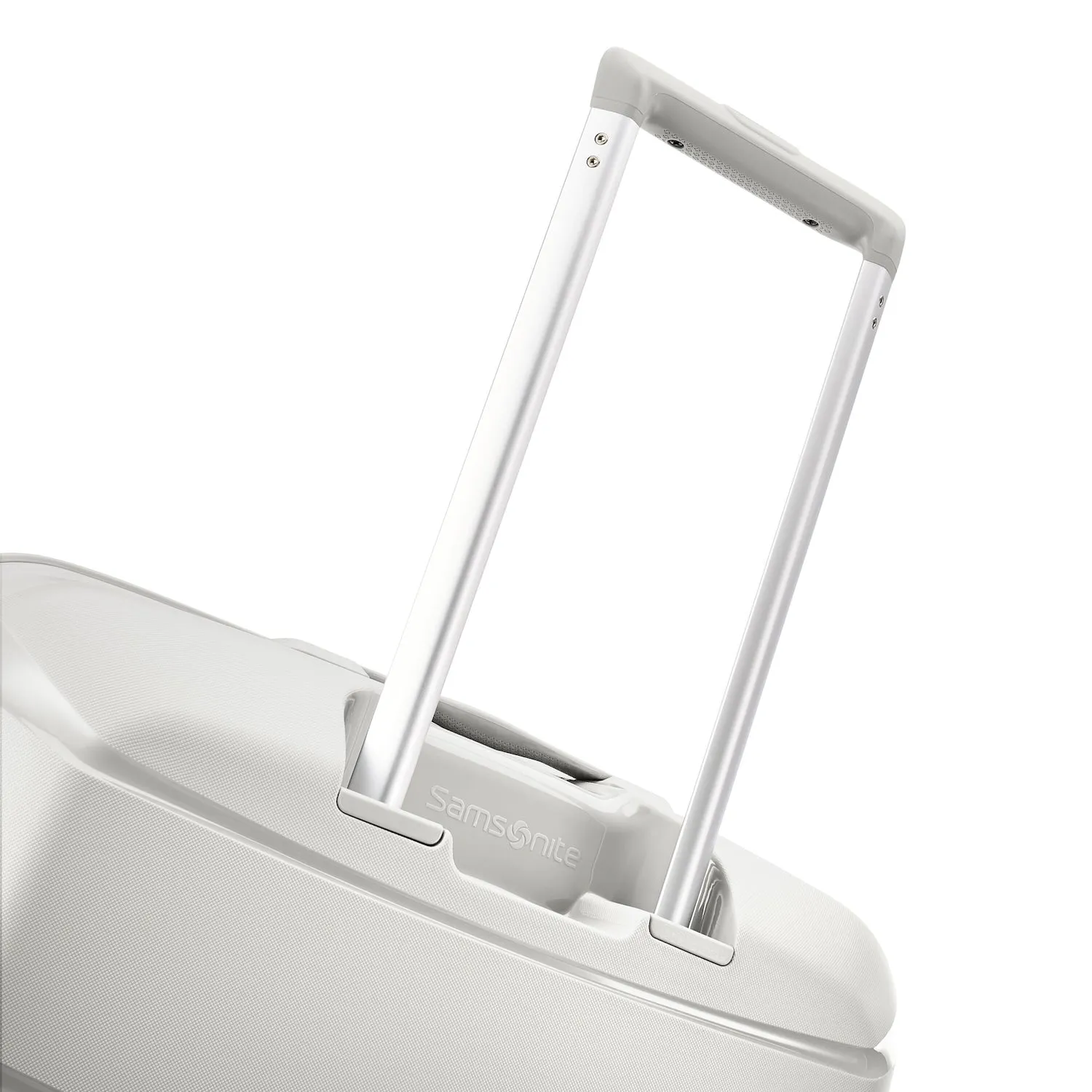 Outline Pro Spinner Carry-On