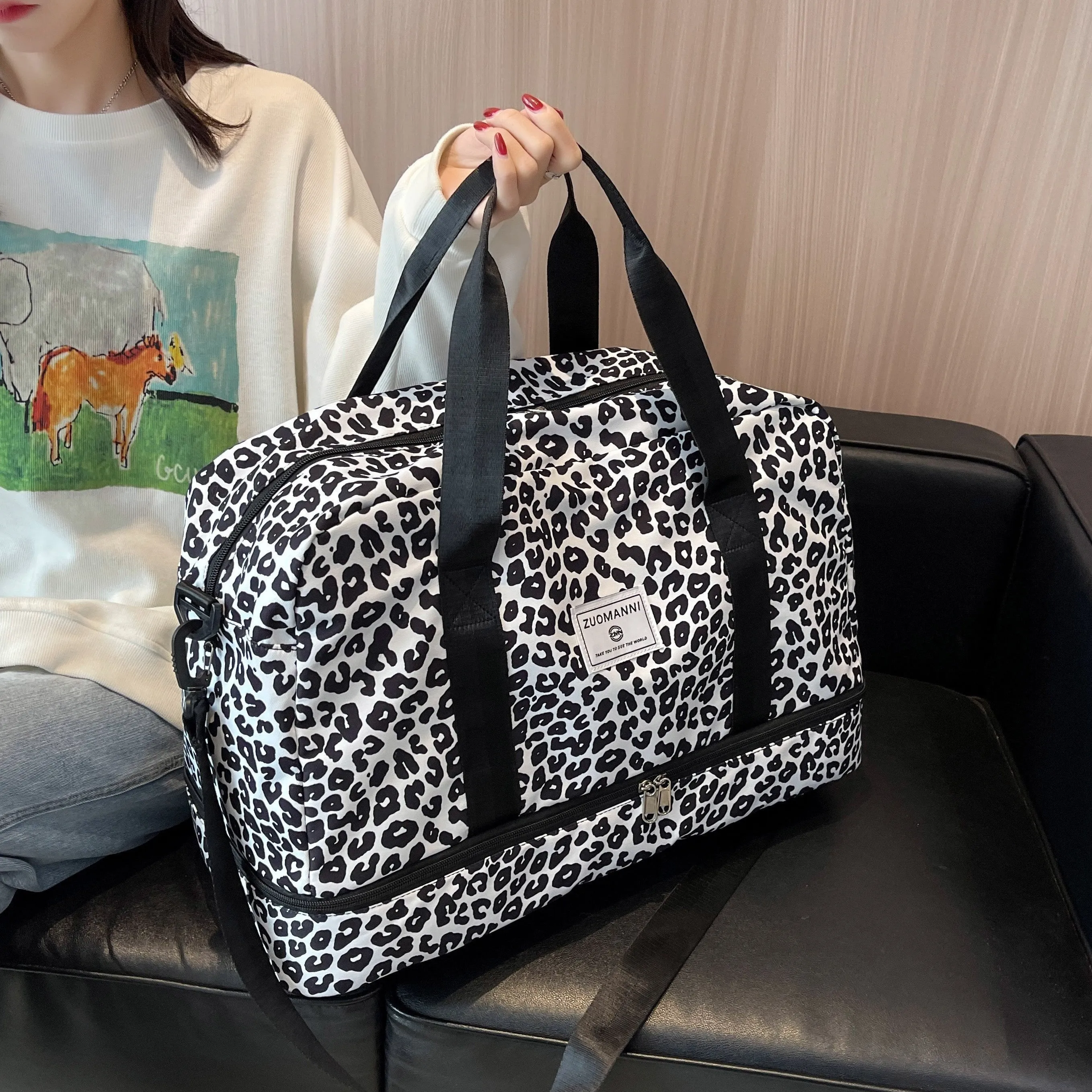 realaiot  Leopard Pattern Travel Duffle Bag, Nylon Large Capacity Sports Gym Bag, Lightweight Carry On Luggage