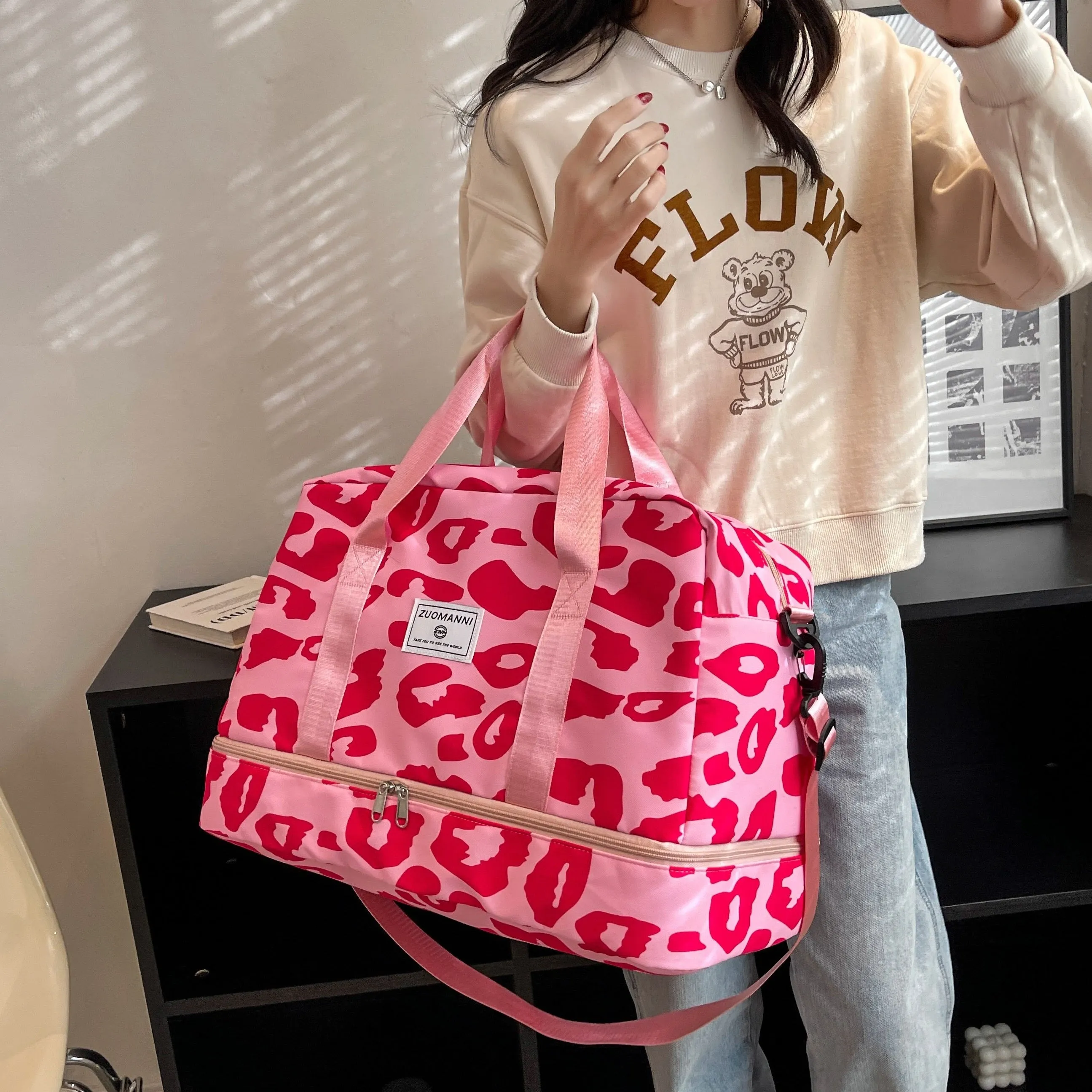 realaiot  Leopard Pattern Travel Duffle Bag, Nylon Large Capacity Sports Gym Bag, Lightweight Carry On Luggage