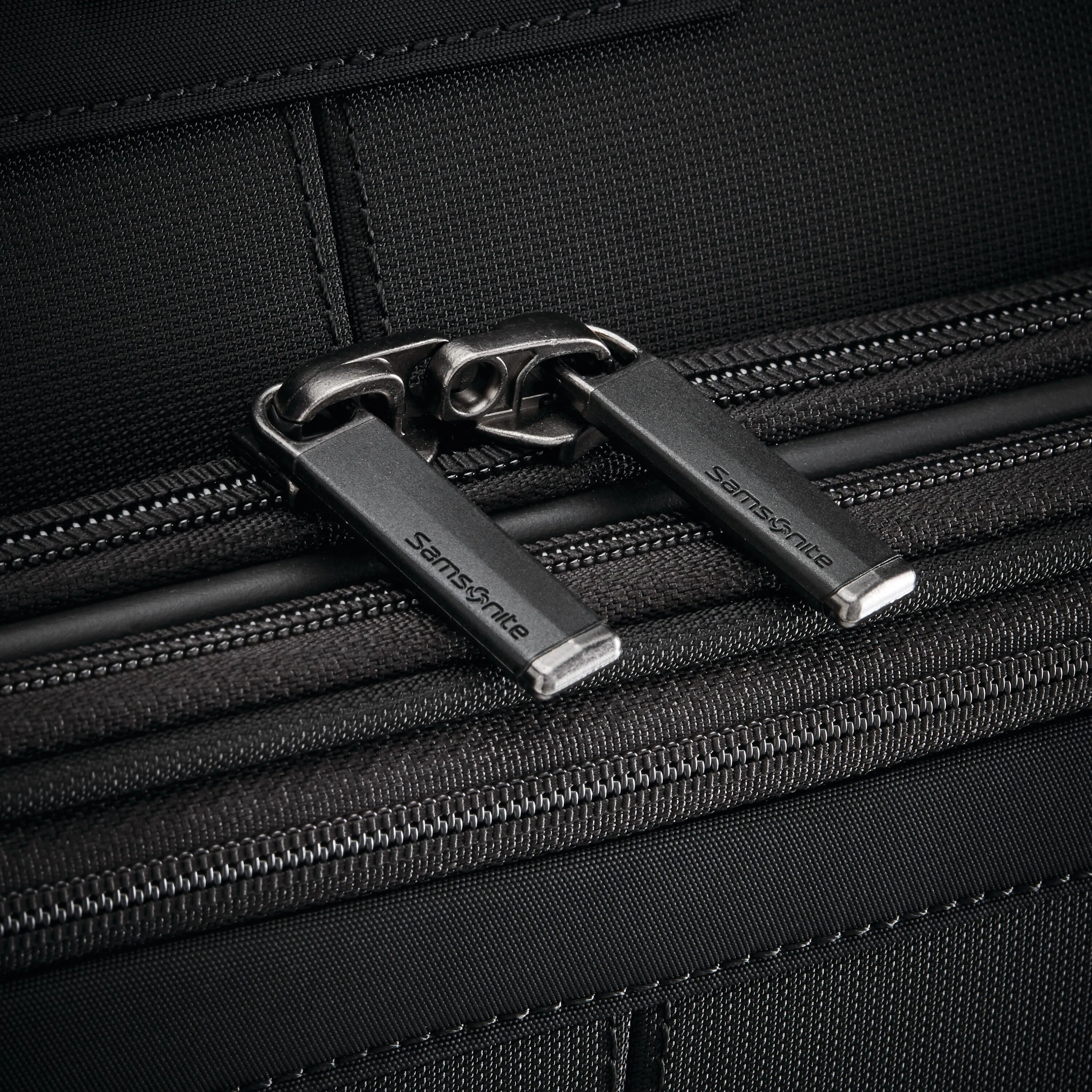 Samsonite Silhouette 17 Spinner Softside 22" Carry-On